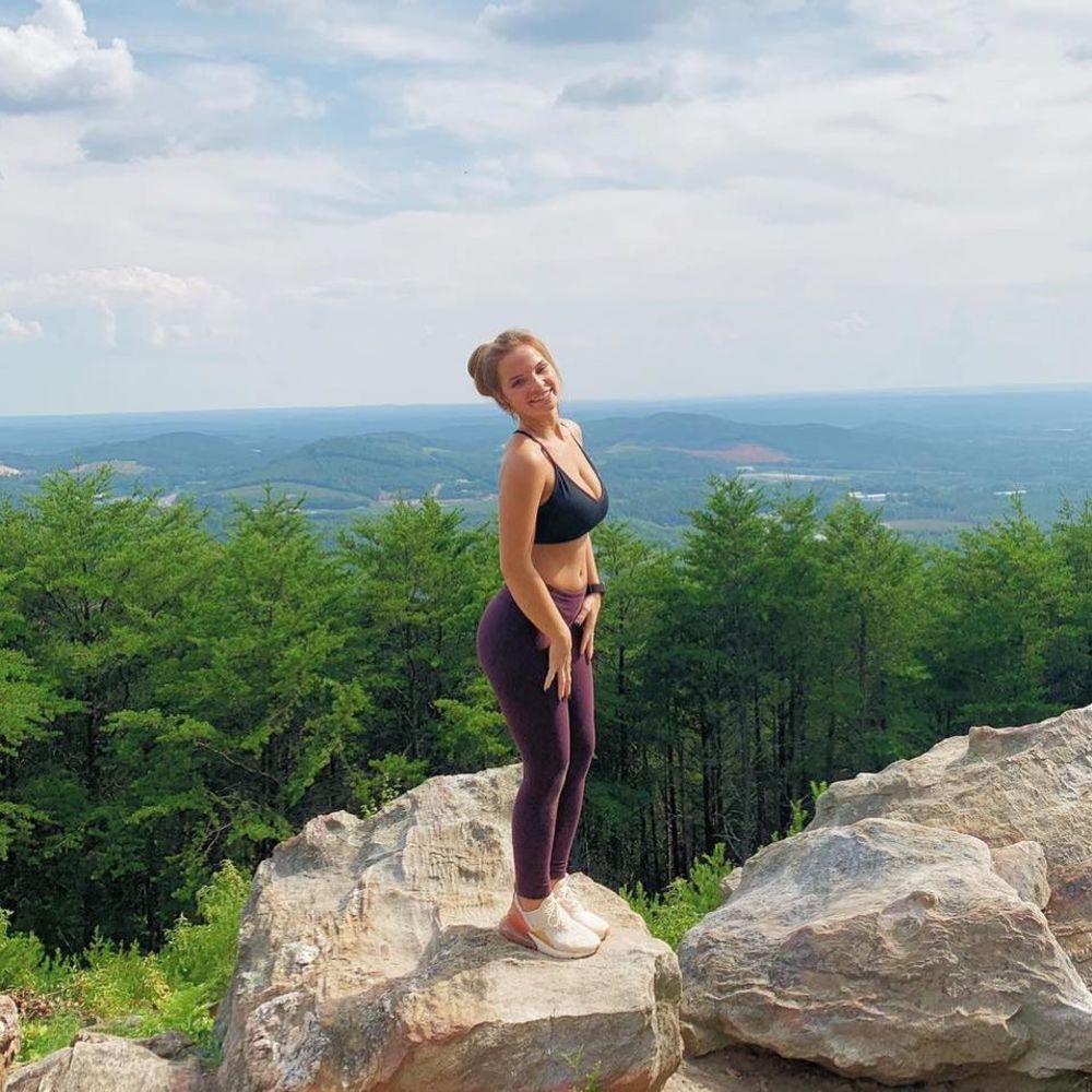 Meet your Posher, Christina